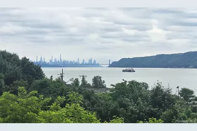 51 Maple Avenue #3B, Hastings on Hudson, NY 10706 - Photo 9