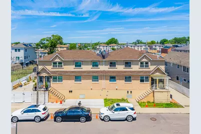 10205 Davenport Court, Howard Beach, NY 11414 - Photo 3