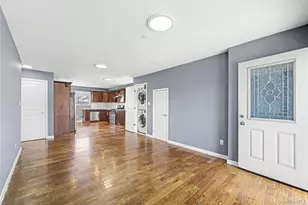 102-05 Davenport Ct, Howard Beach, NY 11414 - Photo 7