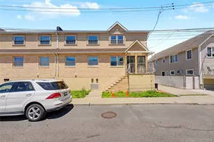 102-05 Davenport Ct, Howard Beach, NY 11414 - Photo 21
