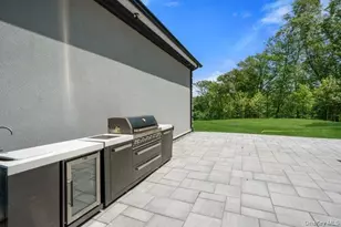 23 Woodbury Rd, Woodbury, NY 11797 - Photo 39