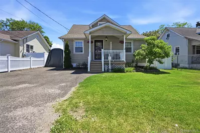 234 Islip Boulevard, Islip Terrace, NY 11752 - Photo 1