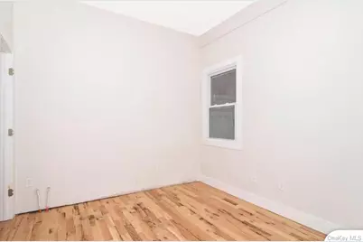154 Woodworth Avenue, Yonkers, NY 10701 - Photo 9