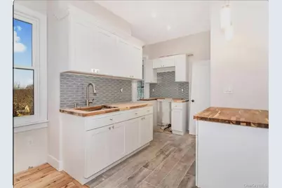 154 Woodworth Avenue, Yonkers, NY 10701 - Photo 3