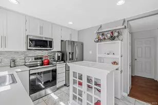 147 Baybright Dr E, Shirley, NY 11967 - Photo 19