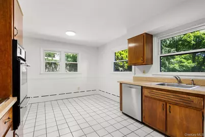 14 Jones Place, White Plains, NY 10606 - Photo 19