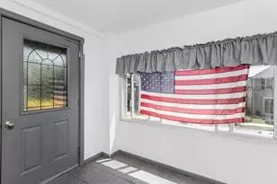 51 Tower Pl, Yonkers, NY 10703 - Photo 7