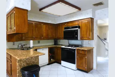 189 Scott Drive, Atlantic Beach, NY 11509 - Photo 7