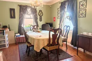 164-11 67th Ave, Fresh Meadows, NY 11365 - Photo 3