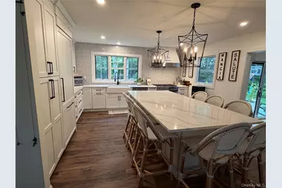 12 Wayne Court, Westhampton, NY 11977 - Photo 3