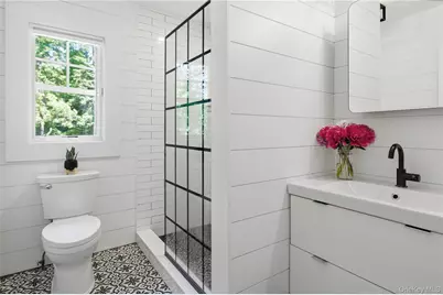 12 Wayne Court, Westhampton, NY 11977 - Photo 15