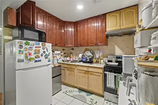 95-50 112th St, Richmond Hill, NY 11419 - Photo 11
