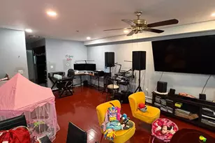 95-50 112th St, Richmond Hill, NY 11419 - Photo 5