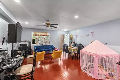9550 112th Street, Richmond Hill, NY 11419 - Photo 19