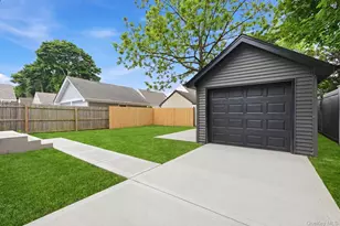 2532 Washington Ave, Oceanside, NY 11572 - Photo 3