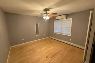 65 Morning Glory Rd, Levittown, NY 11756 - Photo 9