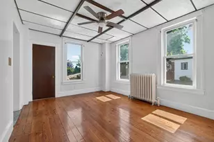 21 Sharp St, Haverstraw, NY 10927 - Photo 9