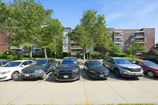 100 Brooklyn Ave, Freeport, NY 11520 - Photo 3