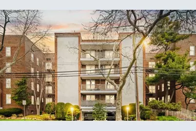 100 Brooklyn Avenue #4V, Freeport, NY 11520 - Photo 1