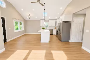 30 Harding Rd, Ronkonkoma, NY 11779 - Photo 7