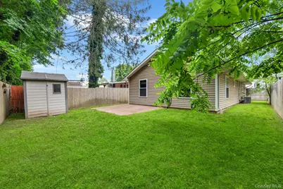 30 Harding Road, Ronkonkoma, NY 11779 - Photo 25