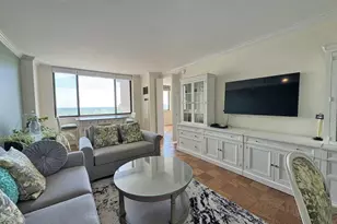 269-10 Grand Central Pkwy, Floral Park, NY 11005 - Photo 5