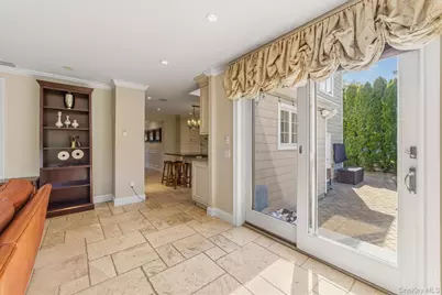 185 Old Wilmot Road, Scarsdale, NY 10583 - Photo 25