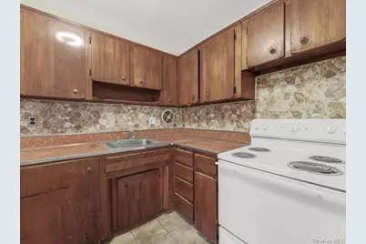 145-14 Rockaway Boulevard, Jamaica, NY 11436 - Photo 13