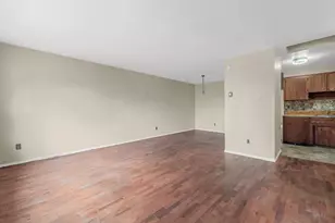 145-14 Rockaway Blvd, Jamaica, NY 11436 - Photo 9