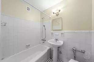 50-21 39th Pl, Sunnyside, NY 11104 - Photo 9
