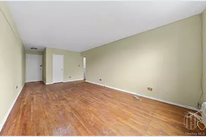 50-21 39 Place #3B, Sunnyside, NY 11104 - Photo 3