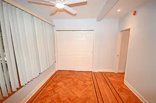 70-30 66th Pl, Glendale, NY 11385 - Photo 13