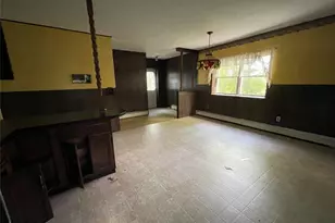 2 Troy Pl, Patterson, NY 12563 - Photo 13