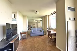 27110 Grand Central Pkwy, Floral Park, NY 11005 - Photo 7
