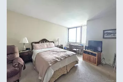 271-10 Grand Central Parkway #16S, Floral Park, NY 11005 - Photo 11