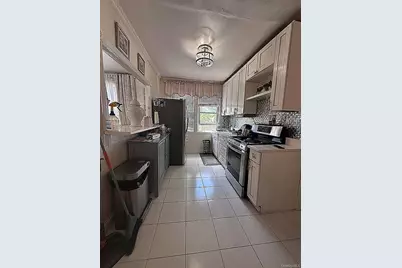 18811 Dunkirk Drive, Saint Albans, NY 11412 - Photo 7