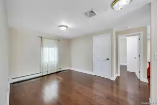 30 A Andover Ln, Hicksville, NY 11801 - Photo 19