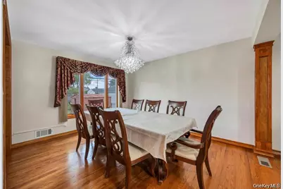 30 A Andover Lane, Hicksville, NY 11801 - Photo 9