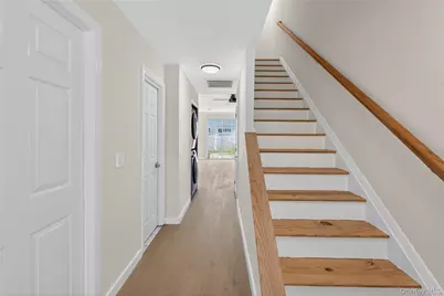 93 Admiral Court, Bronx, NY 10473 - Photo 7