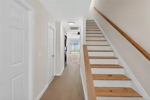 93 Admiral Ct, Bronx, NY 10473 - Photo 7