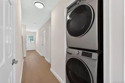 93 Admiral Court, Bronx, NY 10473 - Photo 13