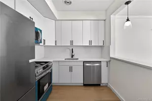 93 Admiral Ct, Bronx, NY 10473 - Photo 23
