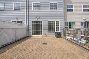 93 Admiral Ct, Bronx, NY 10473 - Photo 31