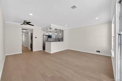 93 Admiral Court, Bronx, NY 10473 - Photo 19