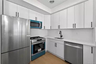 93 Admiral Court, Bronx, NY 10473 - Photo 27