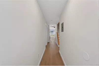 93 Admiral Court, Bronx, NY 10473 - Photo 5