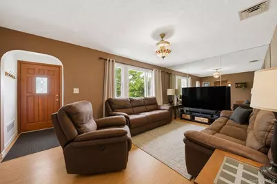 132 Davison Avenue, Oceanside, NY 11572 - Photo 9
