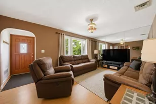 132 Davison Ave, Oceanside, NY 11572 - Photo 9