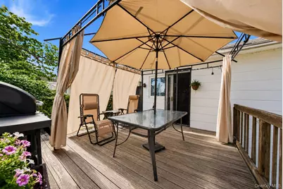 132 Davison Avenue, Oceanside, NY 11572 - Photo 29
