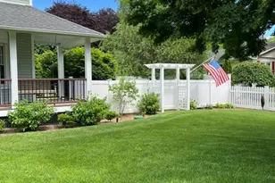25 Sunny Rd, Saint James, NY 11780 - Photo 3